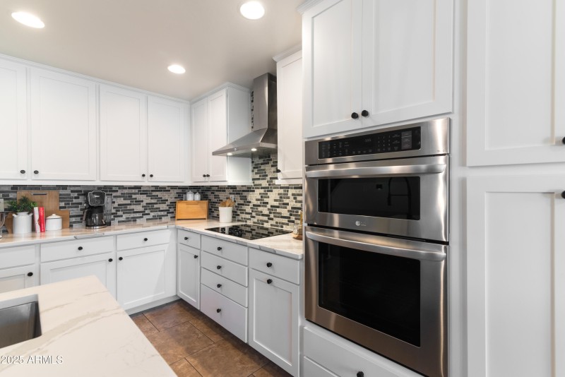 11_41172 w cahill dr-11