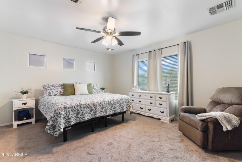 20_41172 w cahill dr-20