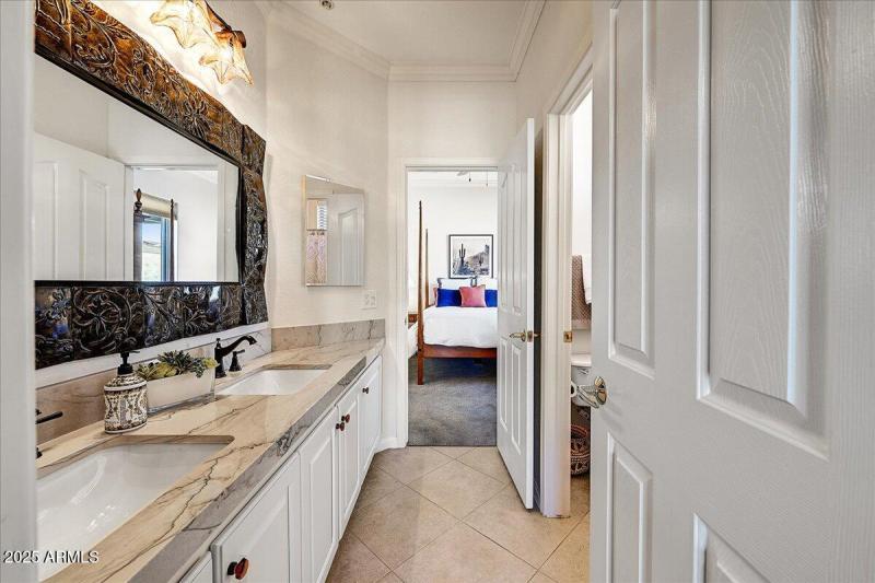 26-Jack & Jill Bathroom