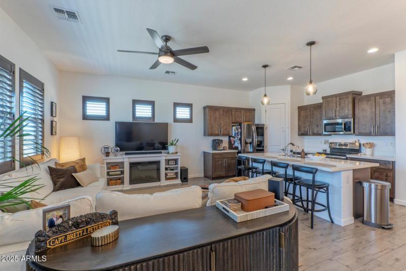 29708 North 168th Street-large-004-005-l