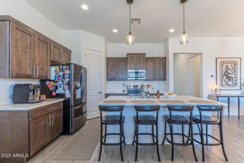 29708 North 168th Street-large-007-004-k