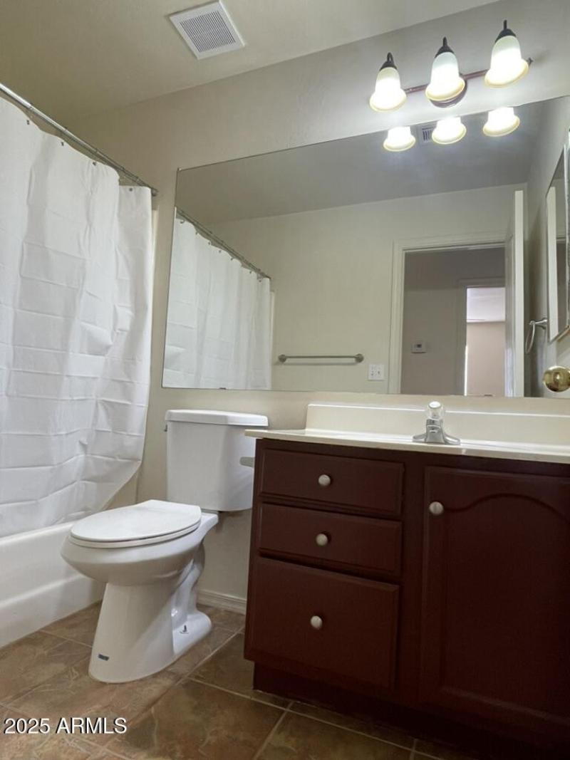 A018EA68-B5F2-4BA4-B7DA-1BC88D58853C_1_1