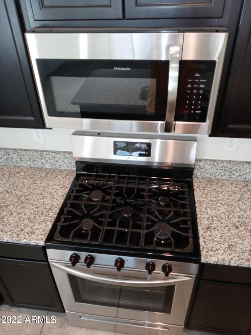 31009 W COLUMBUS AVE27