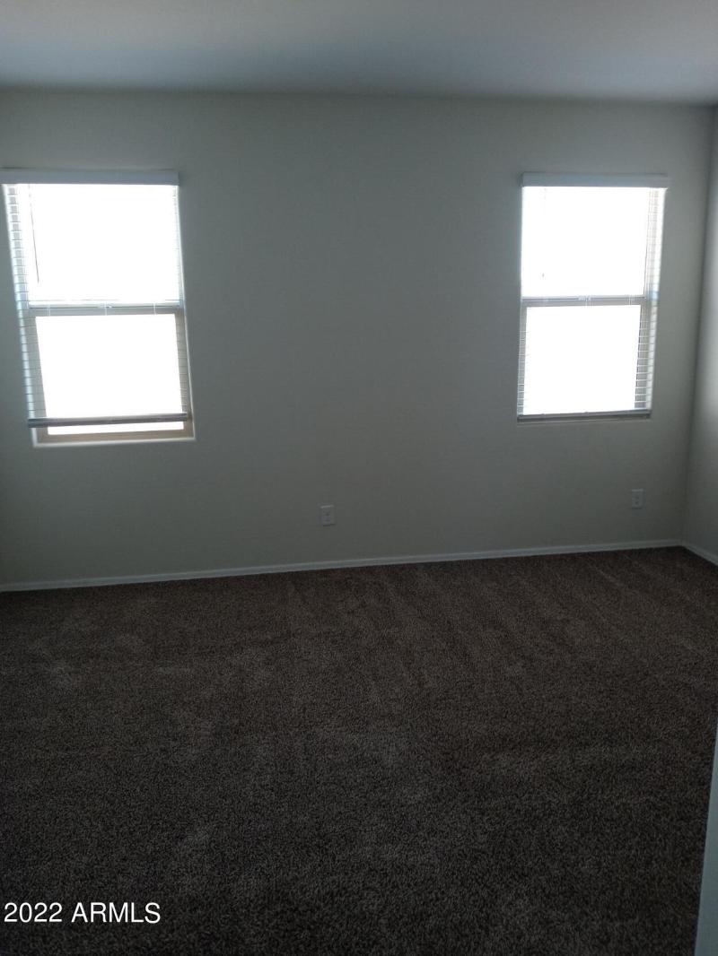 31009 W COLUMBUS AVE52