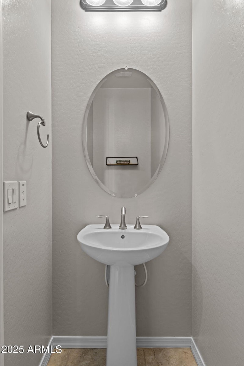 Powder bath