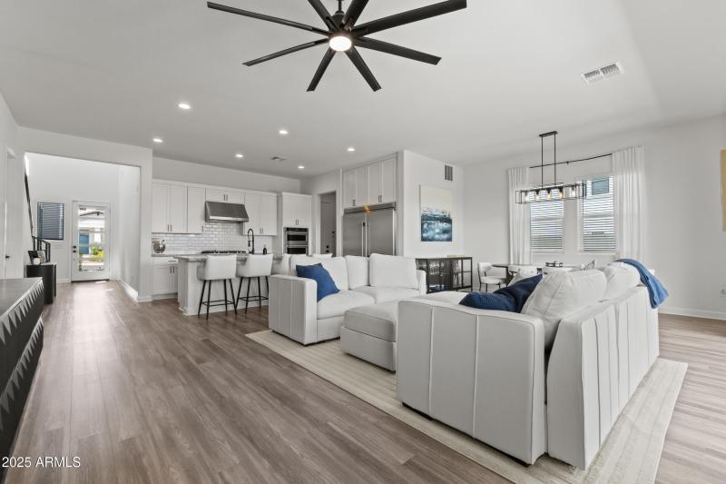 35173 n covelite way-25