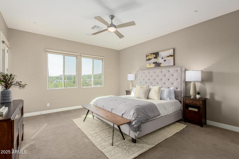 Pinnacle Pointe Unit 2037