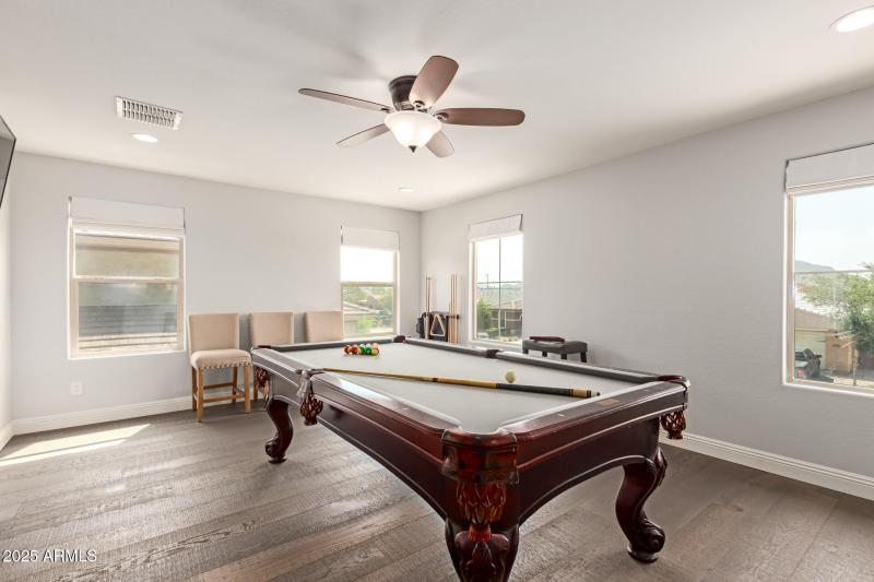 large loft w/ mountain views