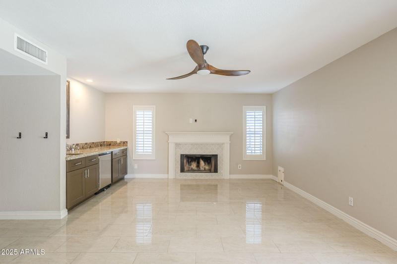 14-web-or-mls-Paradise-14