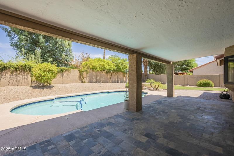 40-web-or-mls-Paradise-40