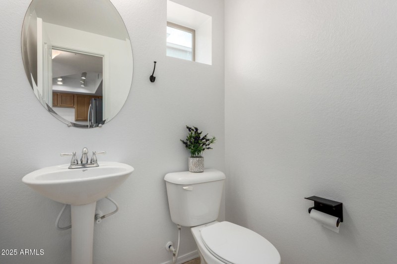 Guest Half Bath