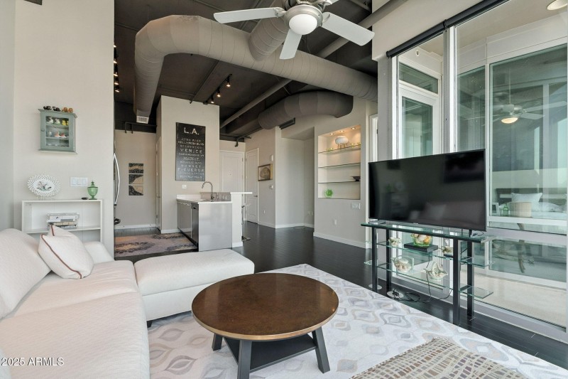 15-web-or-mls-Lexington-15