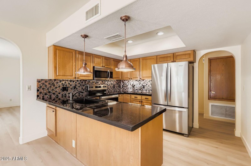 13827 N Wendover Dr - Web Quality - 004