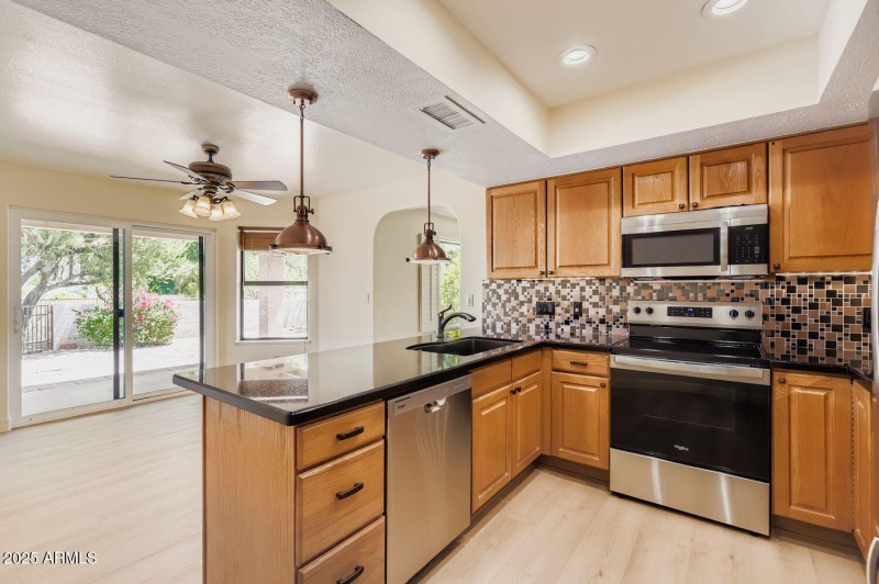 13827 N Wendover Dr - Web Quality - 005