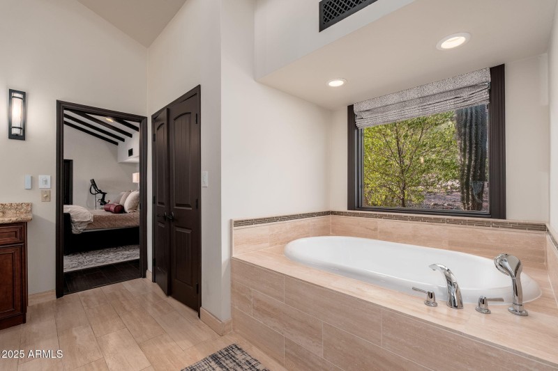 6527 E El Sendero Rd - 044