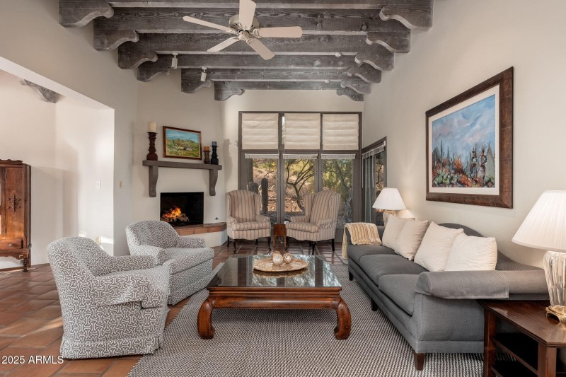 6527 E El Sendero Rd - 092