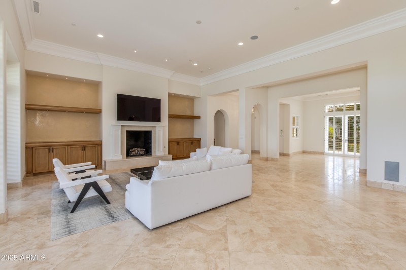 Living & Dining