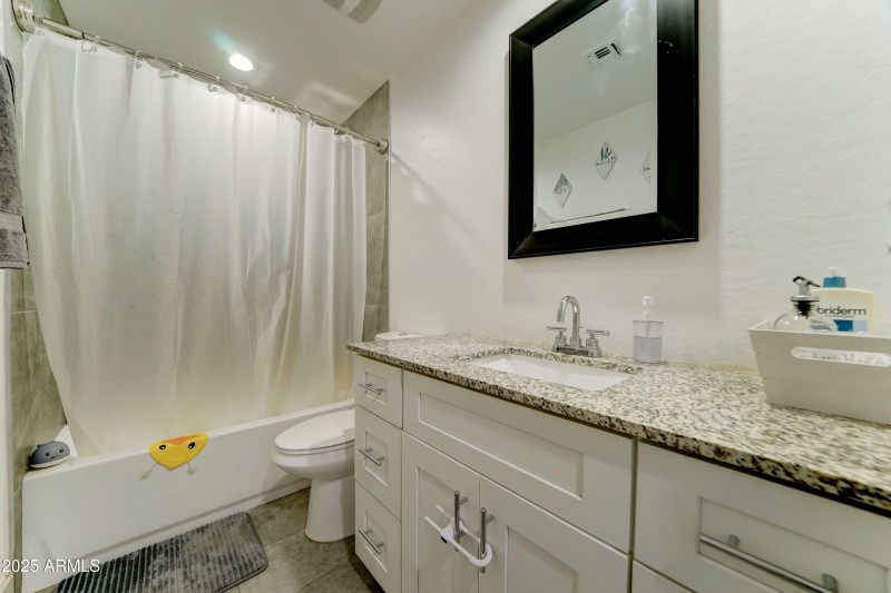 5034 S 11th-24