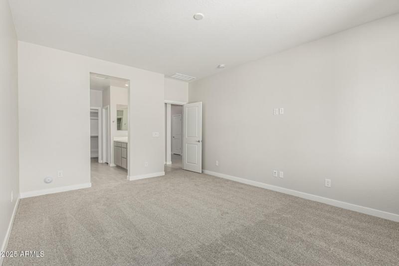 16 - Villa Hermosa 18368