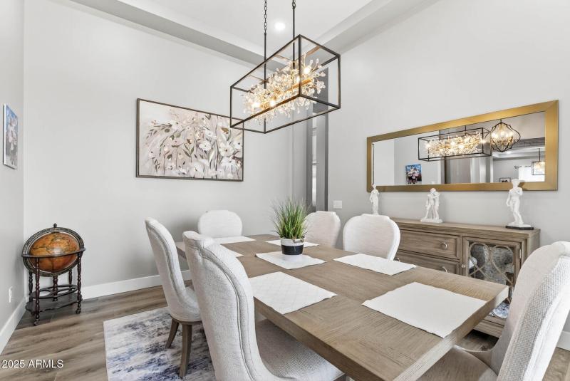 FormalFormal Dining Rm