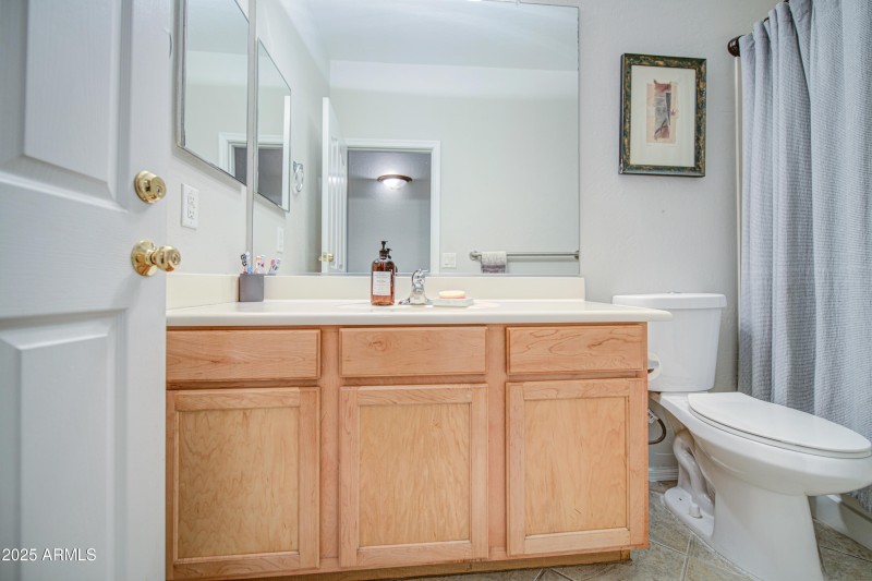 Bathroom 2-pic 1