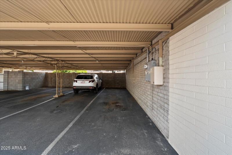 Covered Tendem Parking Space