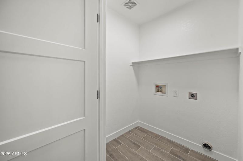 10947 W Mohave St Avondale AZ 85323-18