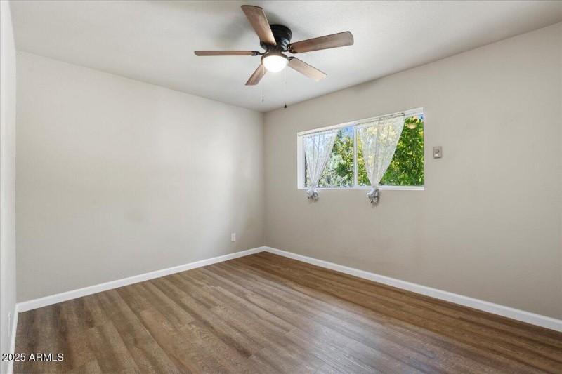 09-Bedroom 1