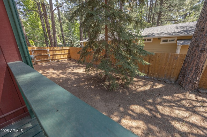 105 Lodge 025