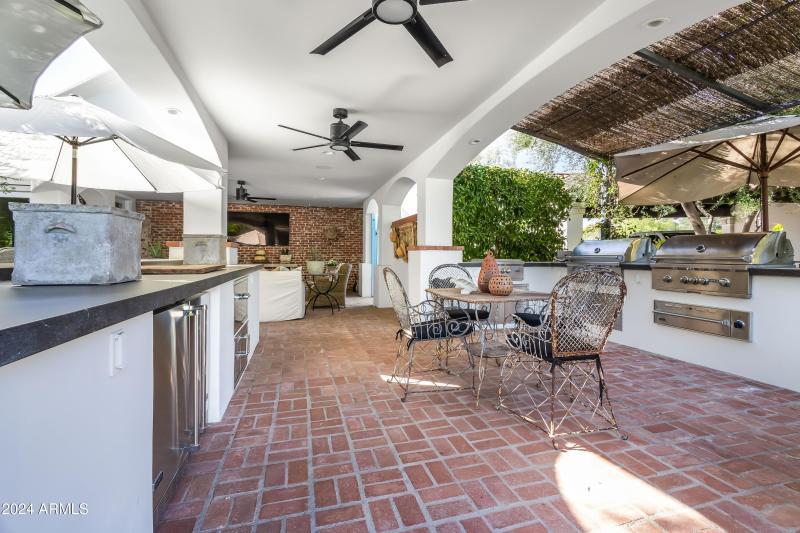 Covered Back Patio 3