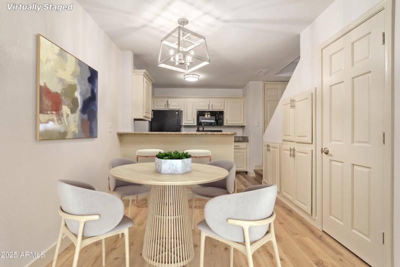 Dining Area (virtual)