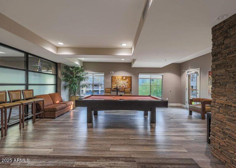 pool hall3