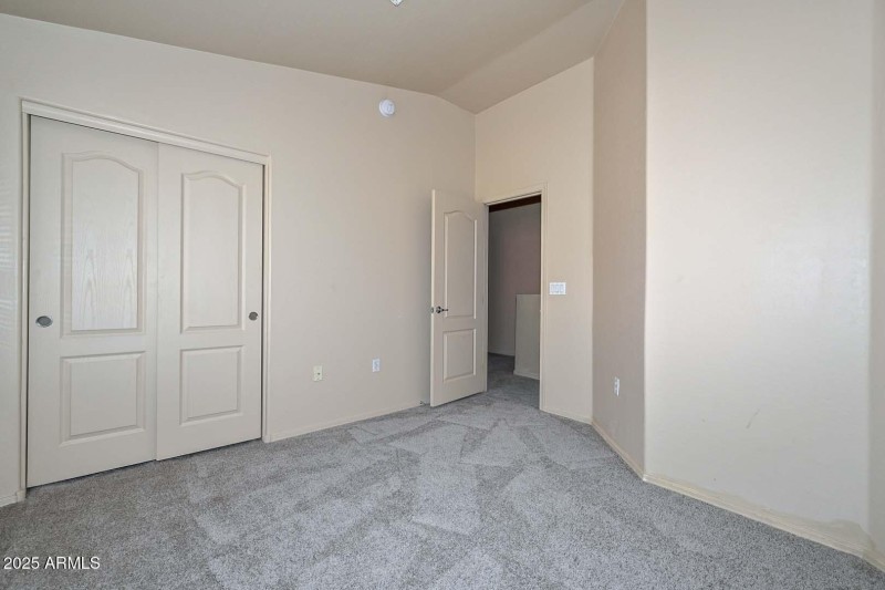 2nd Bedroom2