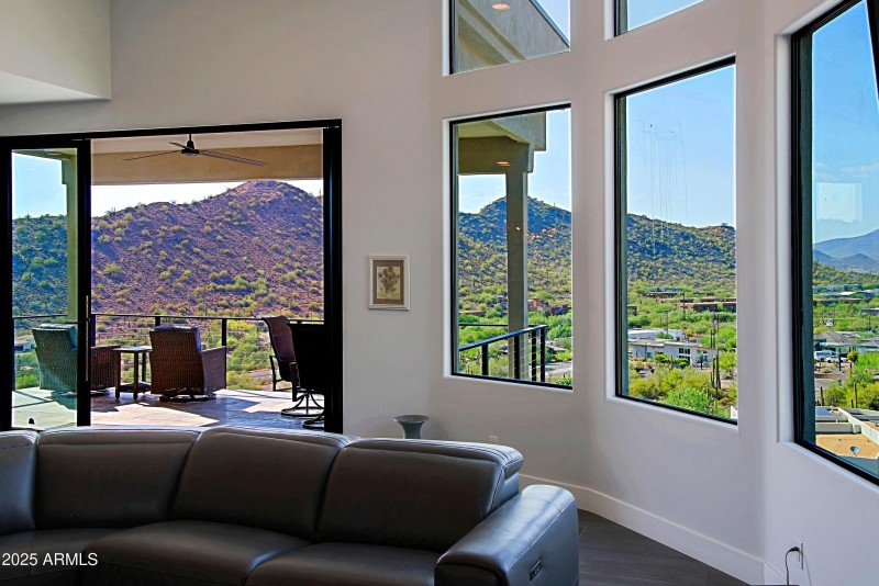 Greatroom 6 - Views