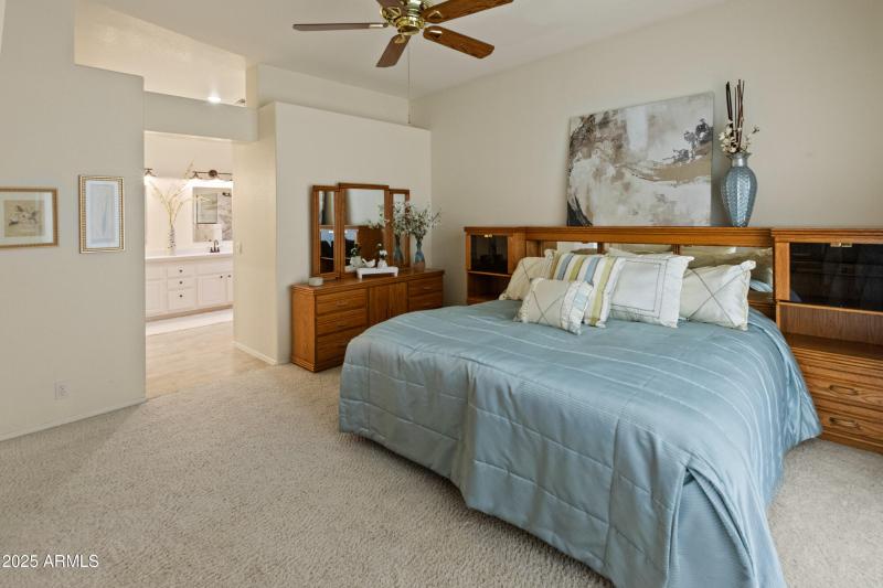 8314 W Escuda Dr-31