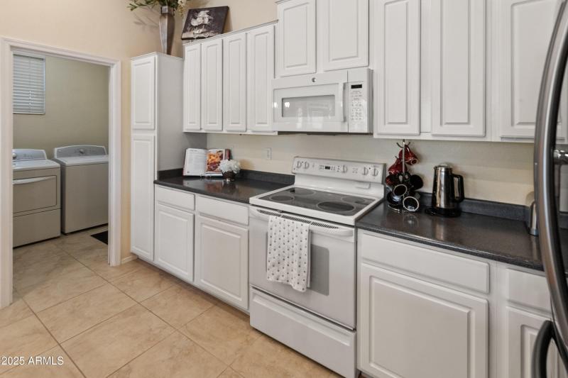 8314 W Escuda Dr-7