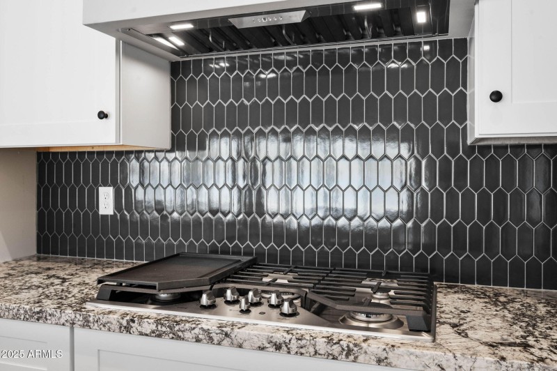 15-Kitchen (4)