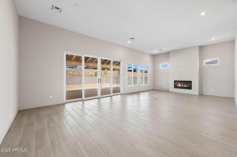 6-Great Room (1)