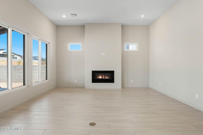7-Great Room (2)