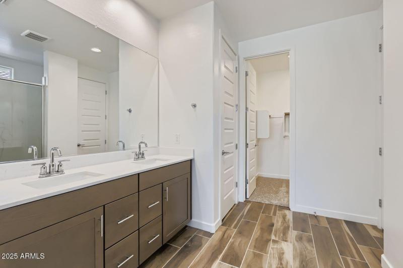 Owners Bath