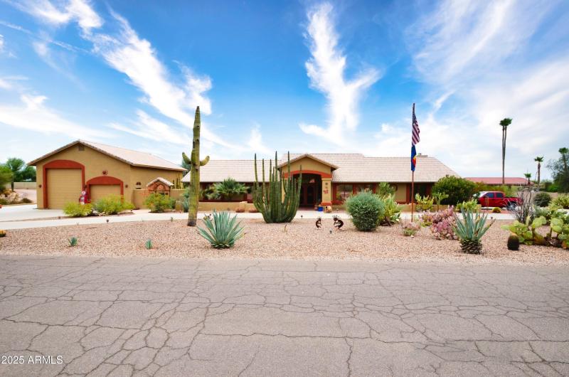 7114645F-141B-4CE9-834C-CEDB2BF2FD25