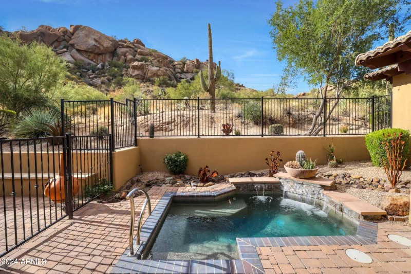 Plunge Pool