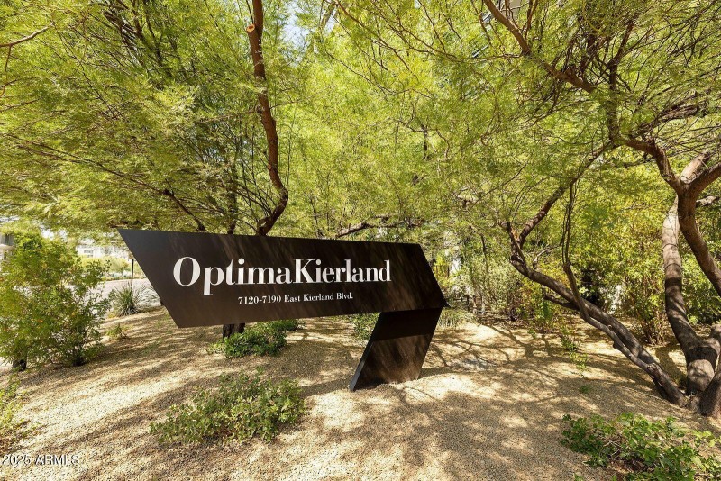 409 Optima Kierland