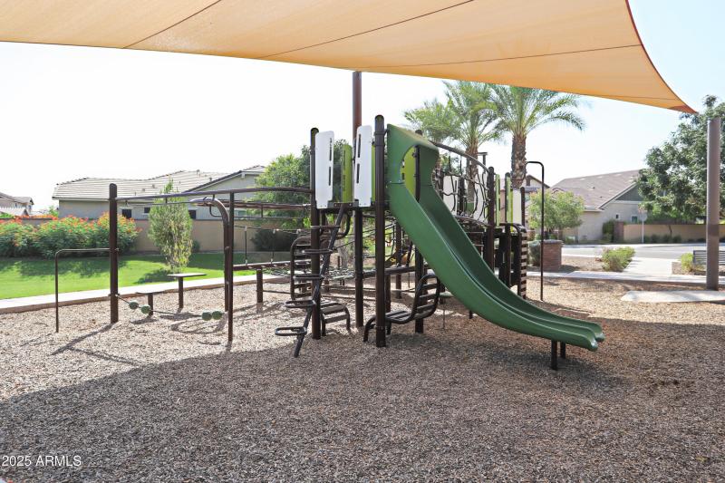 1954 E GERONIMO Street