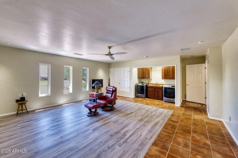 400 sq' Bonus Room