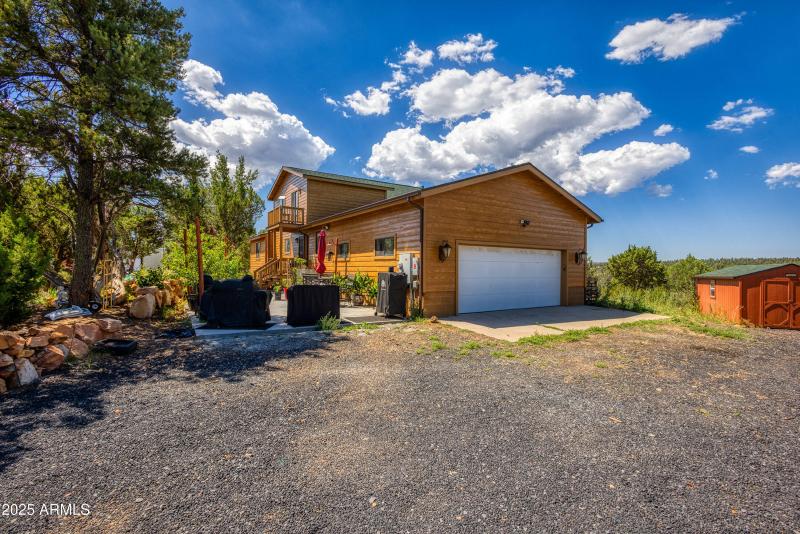3336 Bear Heights