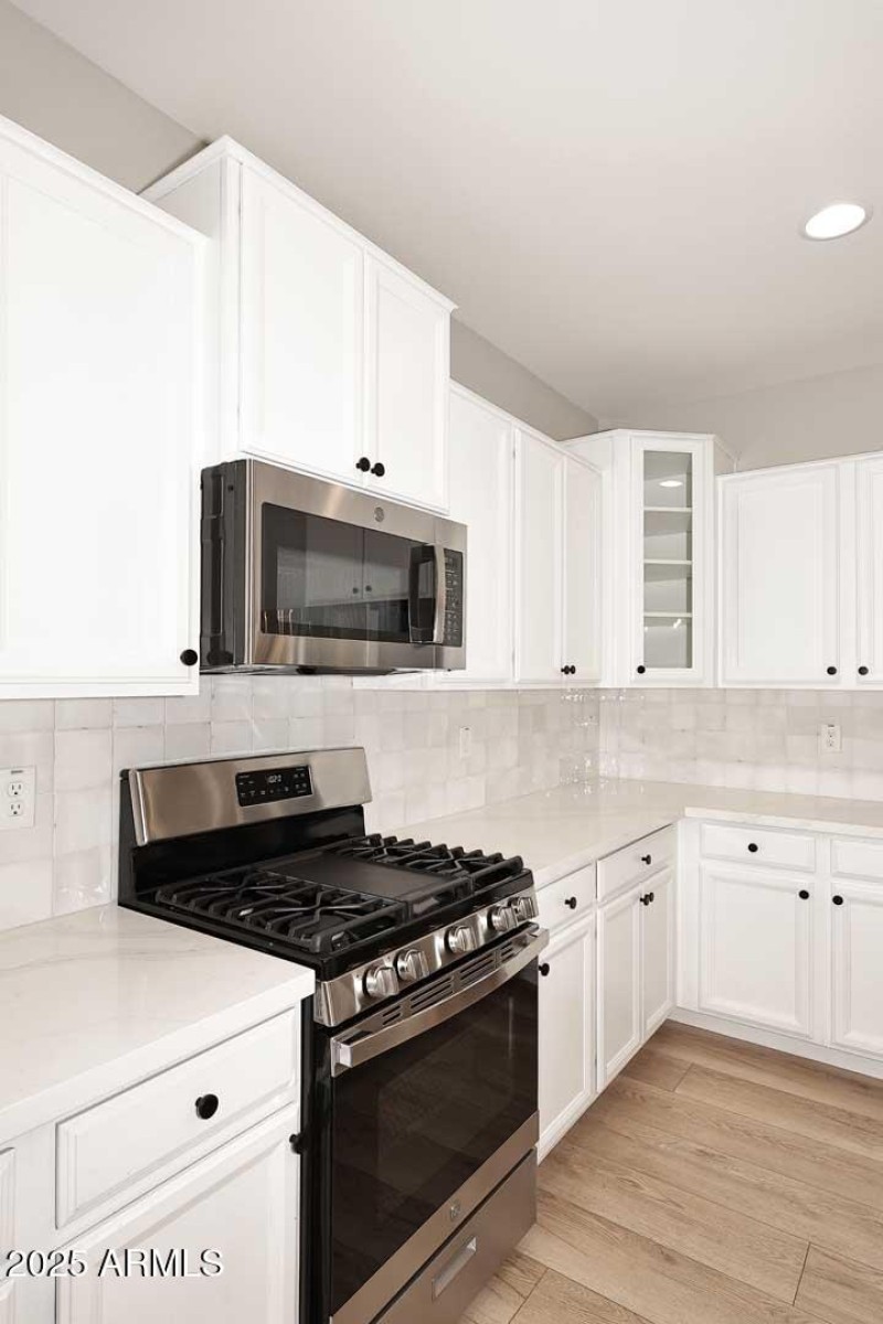 Kitchen-Range