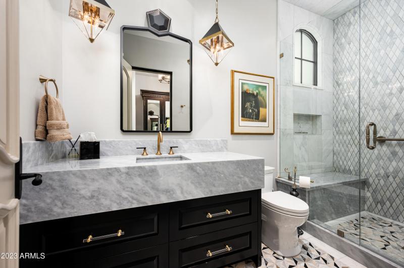 Office Ensuite