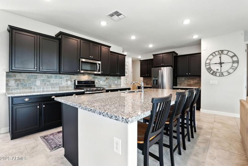 Kitchen with Granite Island