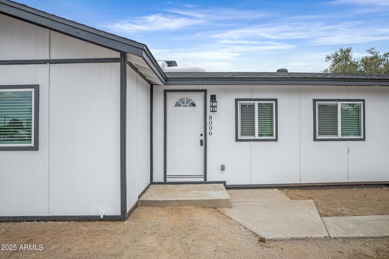 8006 E 4th Ave-4